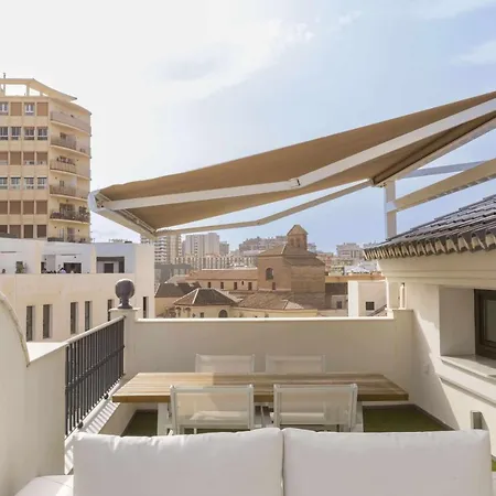 Aparthotel The Clock House Luxury Urban